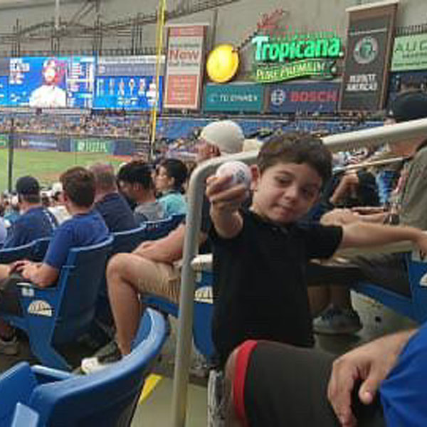 RaysGiveaway2024_VartineNajm4